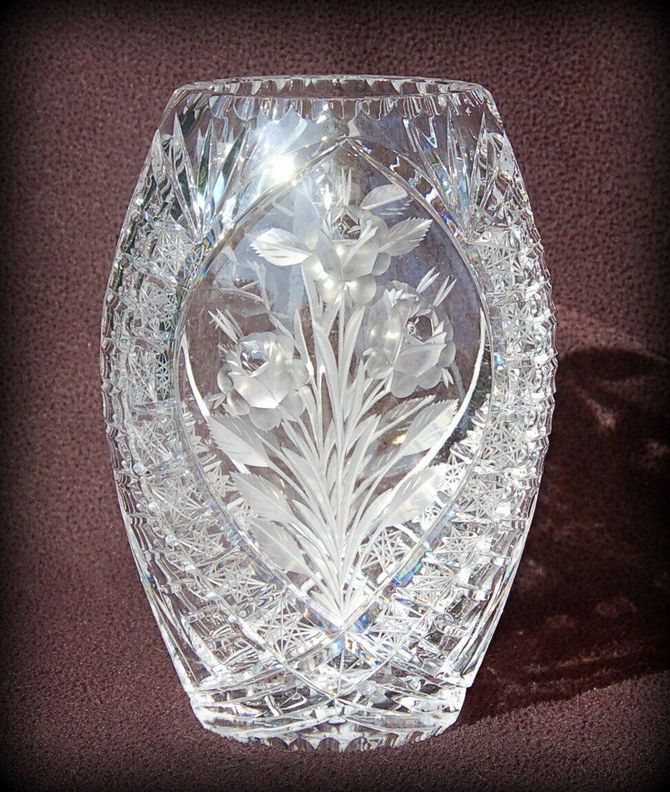 Cut Crystal Vase ~ 10" Large & Heavy ~ 3 Roses, Etched Starbursts, Scalloped Rim