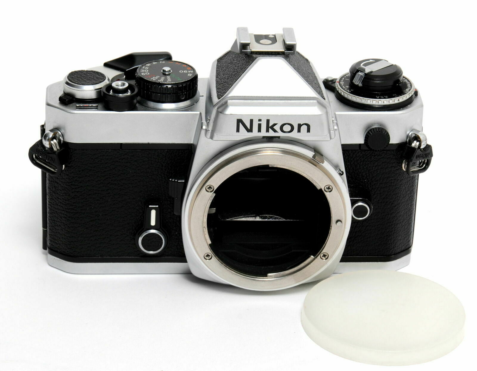Nikon Fe Camera Body Chrome Slr 35mm W. Body Cap