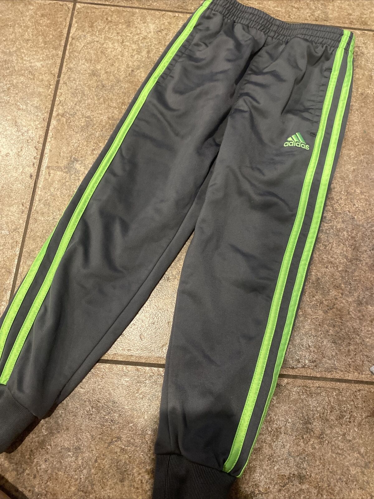 Boys Adidas Jogger Sweatpants Size 6