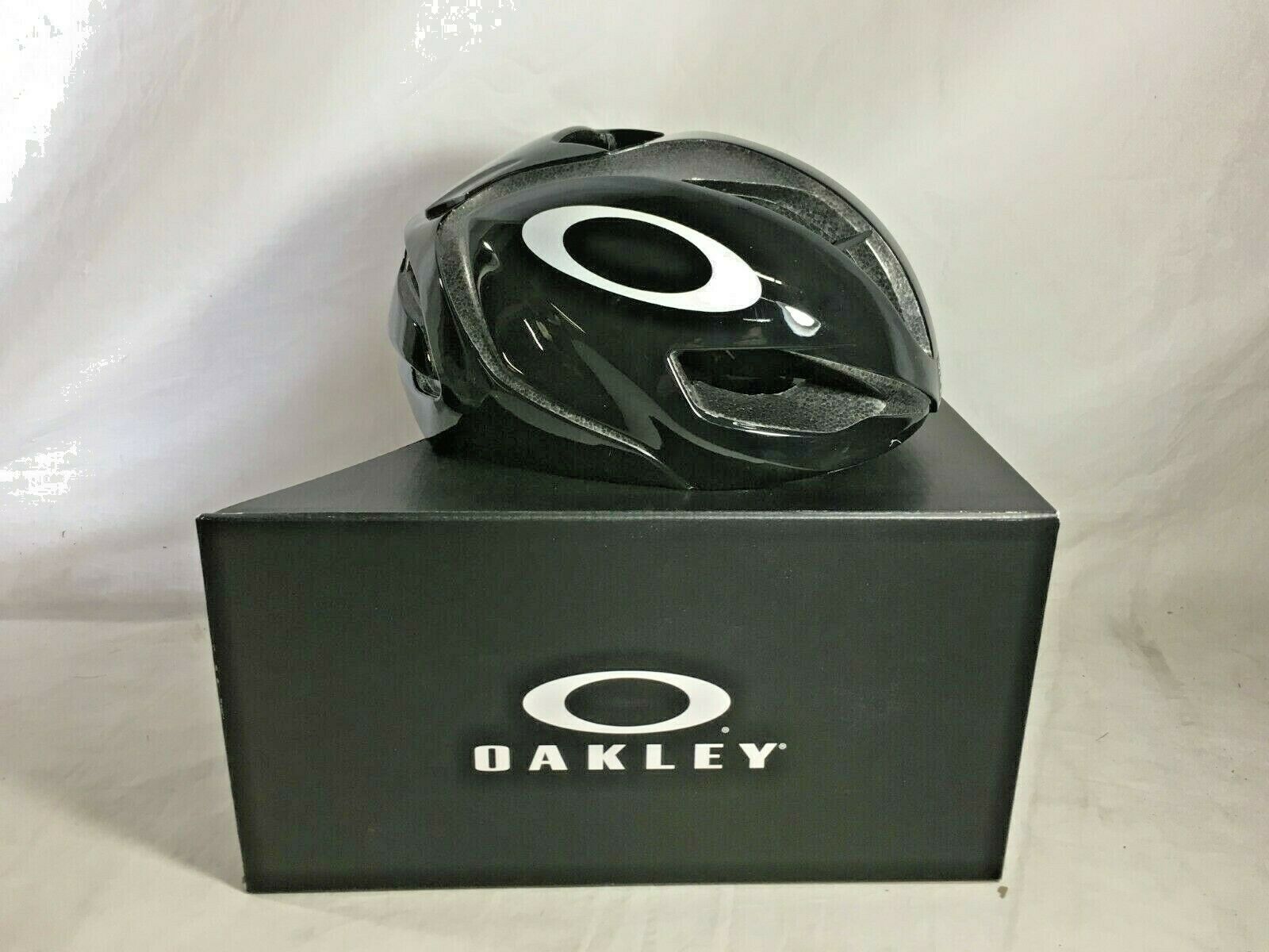 Oakley Aro5 Road Cycling Helmet, Black, Medium